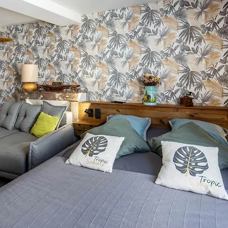 D'hotes L'atrium 4* Piégut-Pluviers